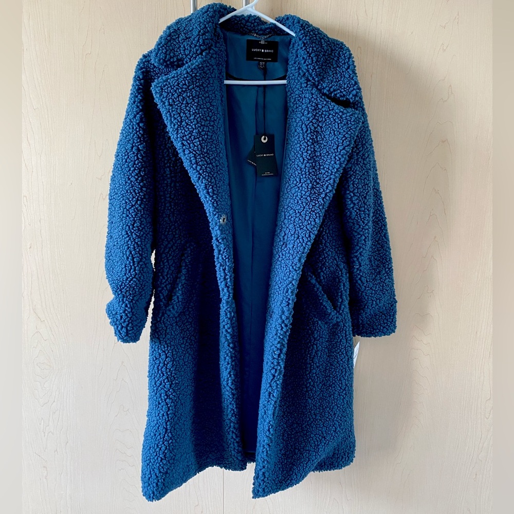 NWT teal/blue Lucky Brand teddy coat with metal fasteners